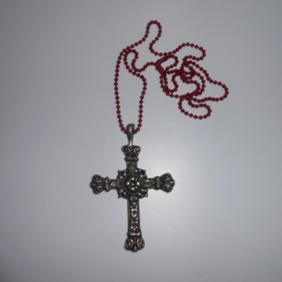 Vintage Cross on Rosary Bead Look Chain Halloween Costume - Picture 1 of 6